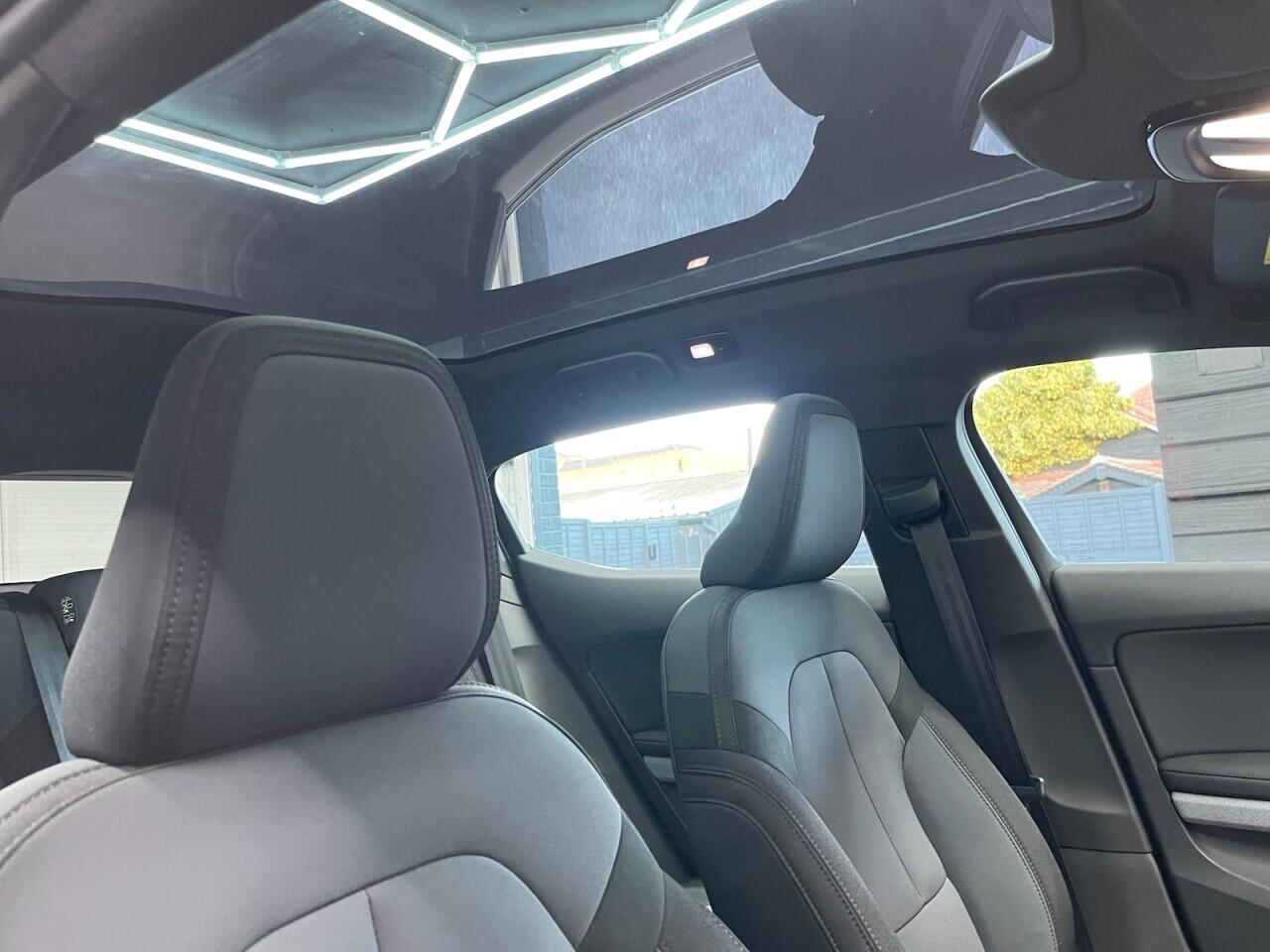 Used Polestar Polestar 2 2022 for sale - 76635450: Photo 4