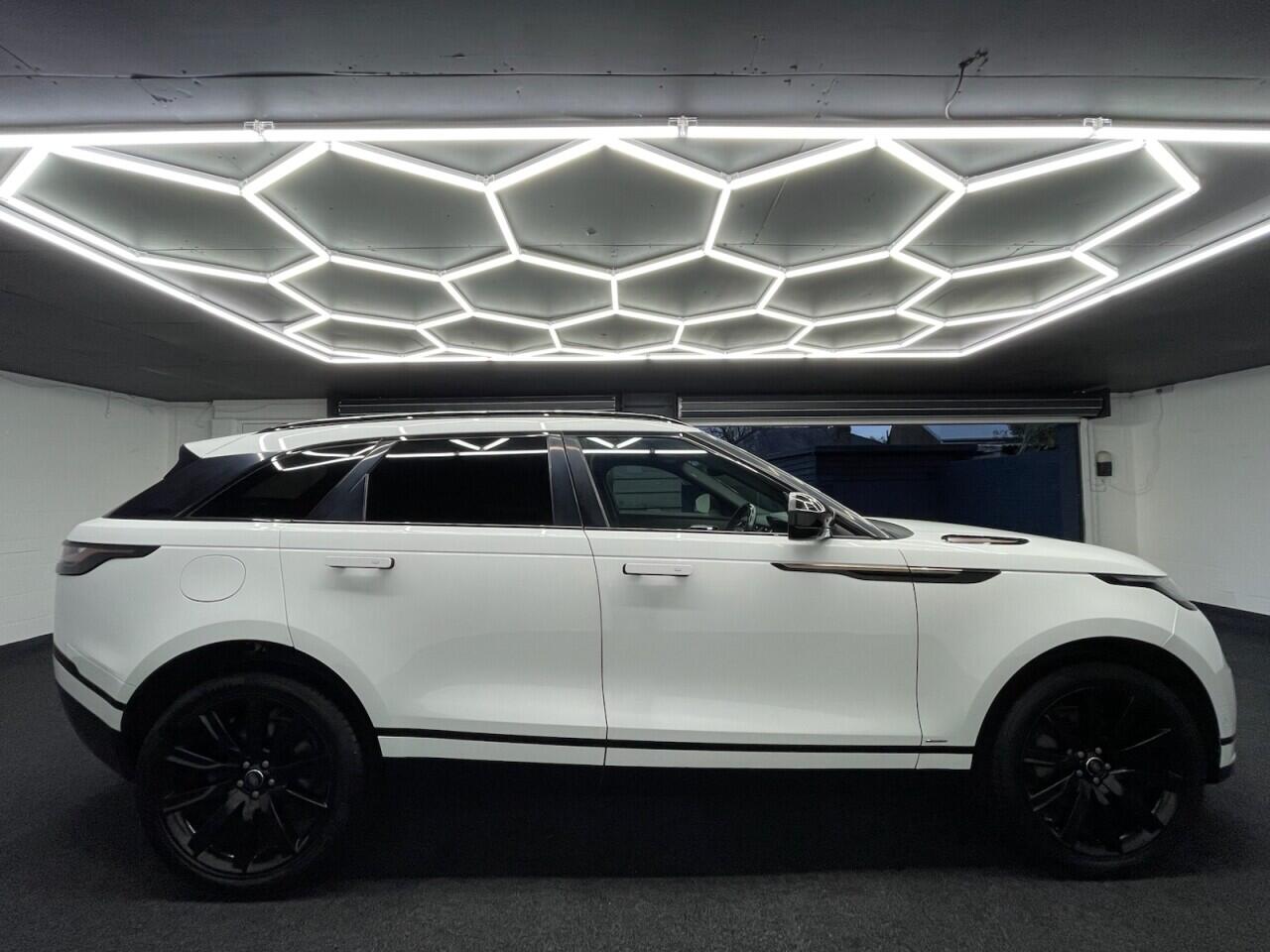 Used Land Rover Range Rover Velar 2018 for sale - 76635435: Photo 14