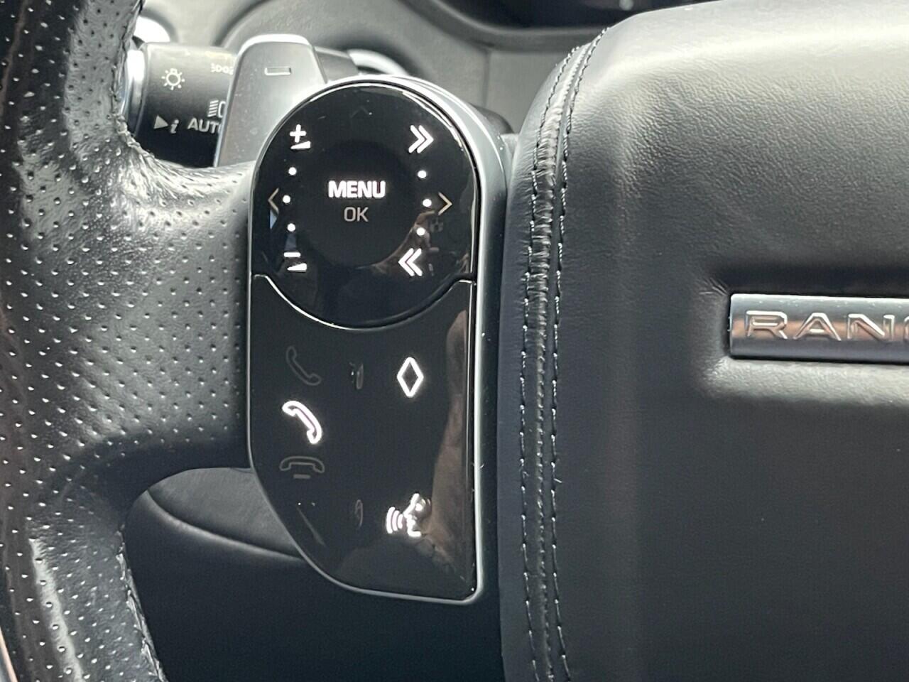 Used Land Rover Range Rover Velar 2018 for sale - 76635435: Photo 36