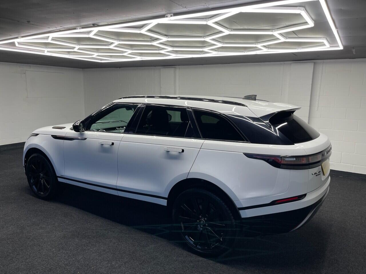 Used Land Rover Range Rover Velar 2018 for sale - 76635435: Photo 7