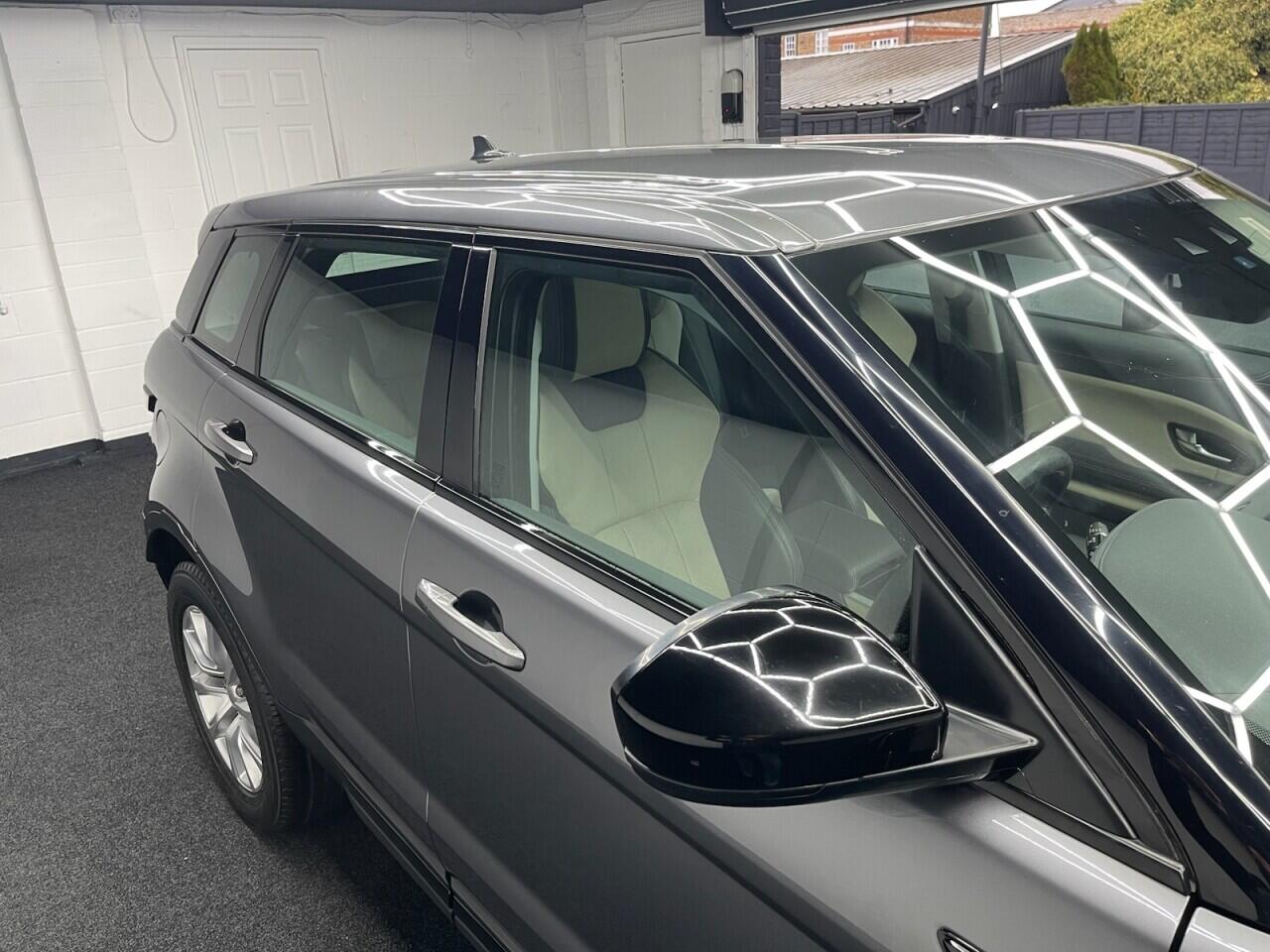 Used Land Rover Range Rover Evoque 2016 for sale - 76926924: Photo 24