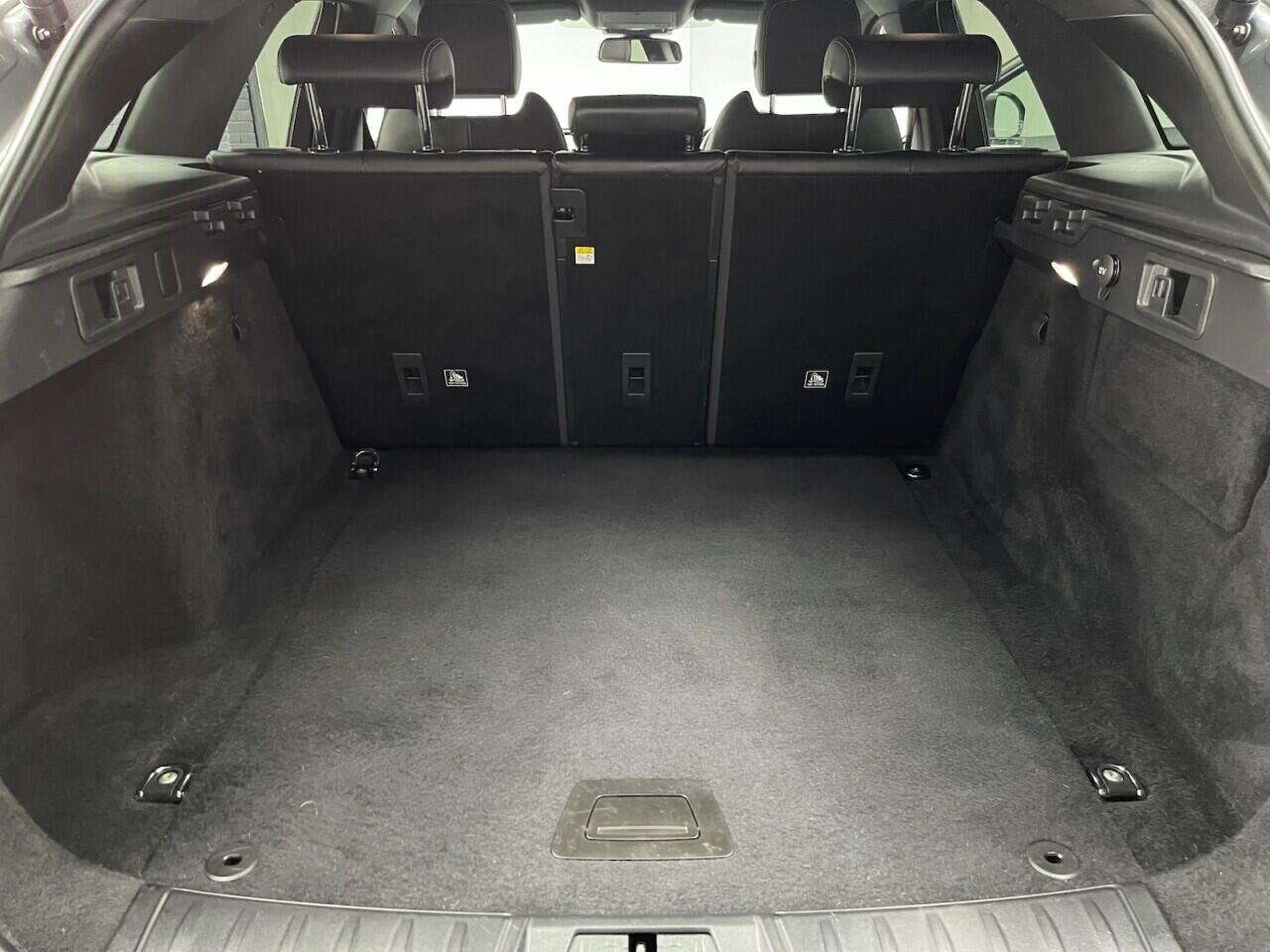 Used Jaguar F-Pace 2018 for sale - 77229275: Photo 35