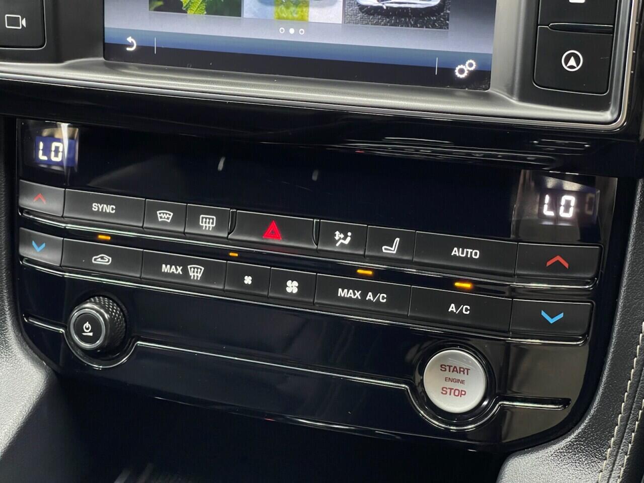 Used Jaguar F-Pace 2018 for sale - 77229275: Photo 47