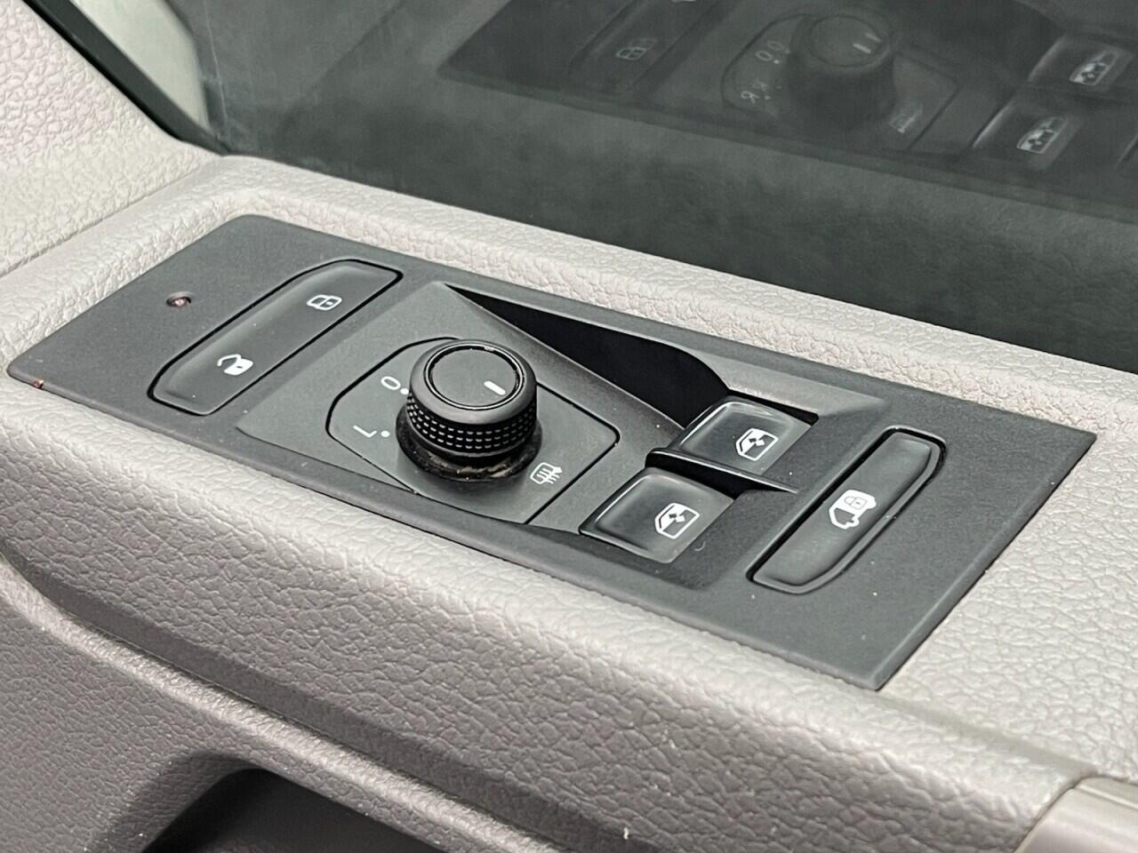 Used Volkswagen Transporter 2023 for sale - 76988399: Photo 22