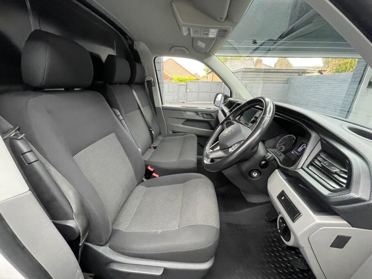 Used Volkswagen Transporter 2023 for sale - 76988399: Photo 24