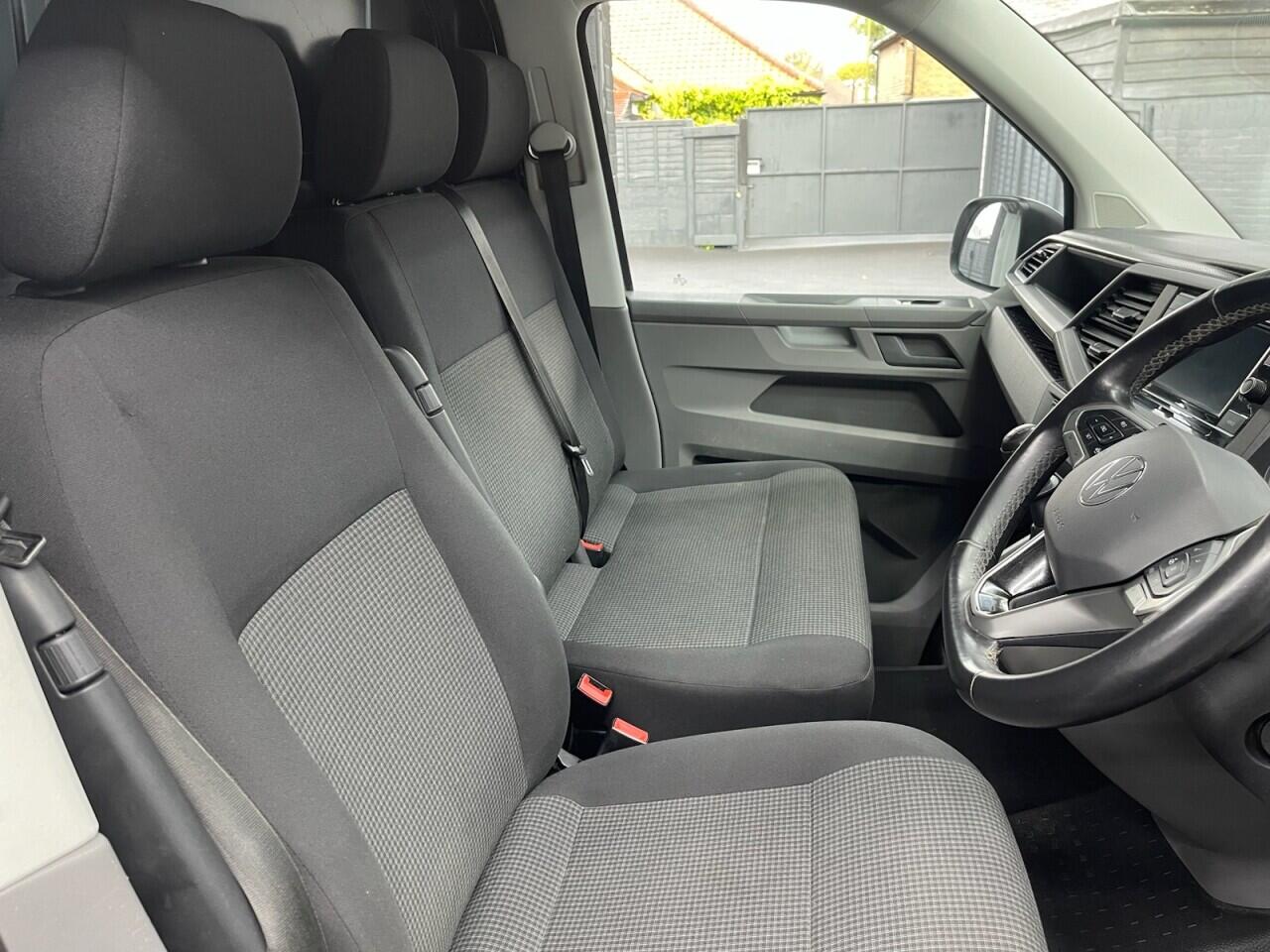 Used Volkswagen Transporter 2023 for sale - 76988399: Photo 7