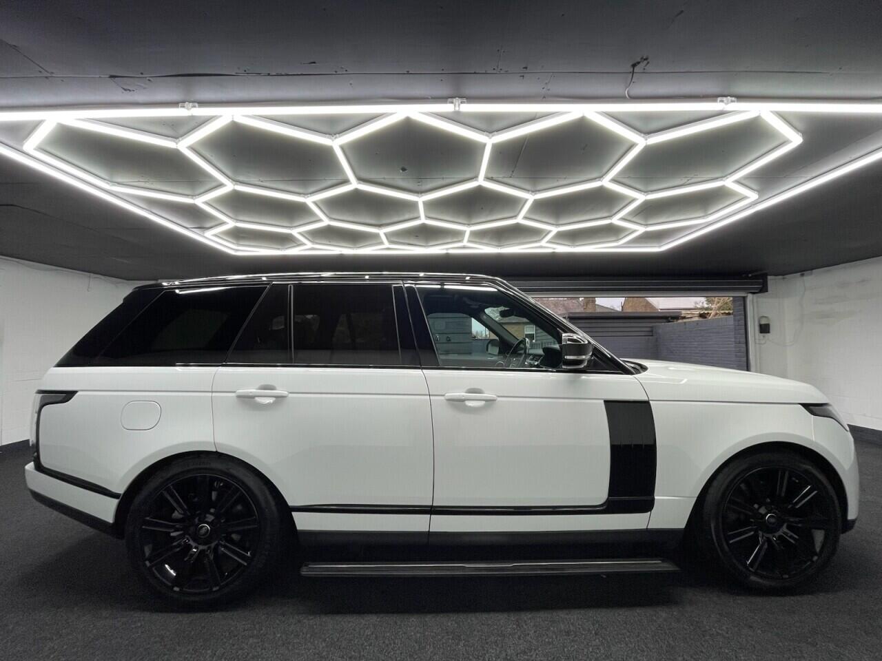 Used Land Rover Range Rover 2019 for sale - 77029476: Photo 3