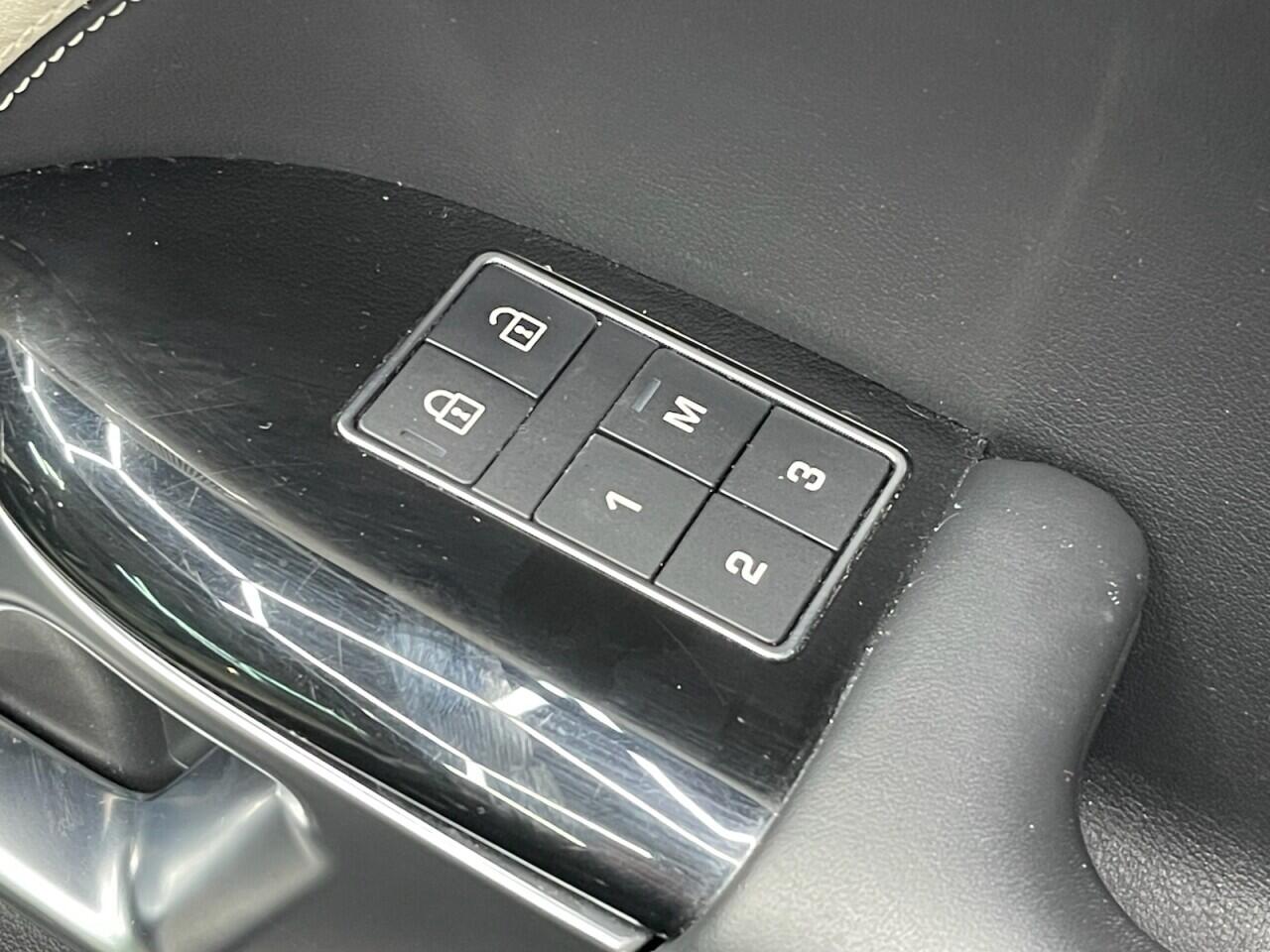 Used Land Rover Range Rover Sport 2020 for sale - 76801436: Photo 37