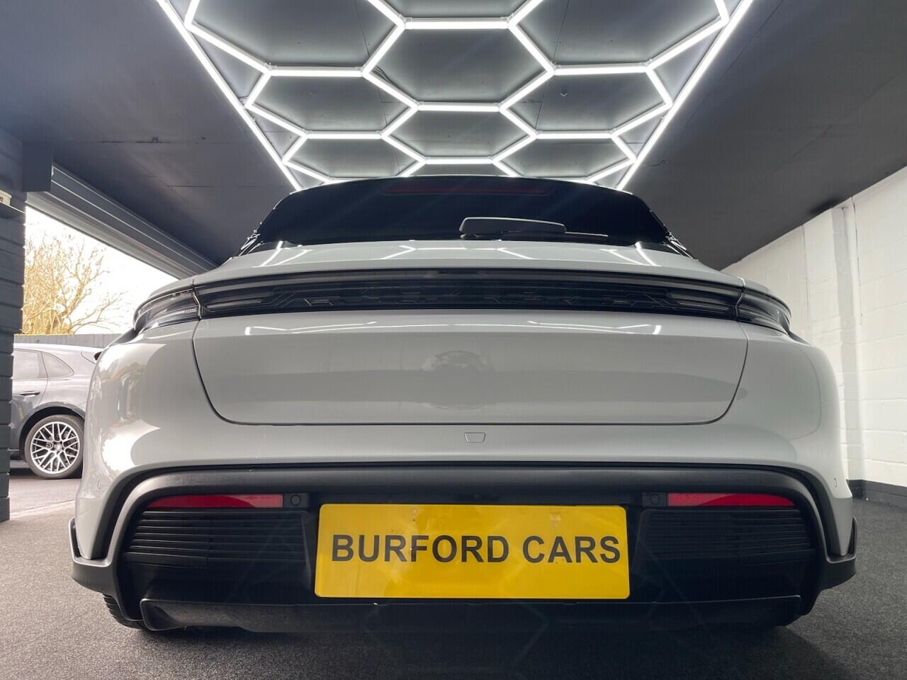 Used Porsche Taycan 2021 for sale - 78047868: Photo 12