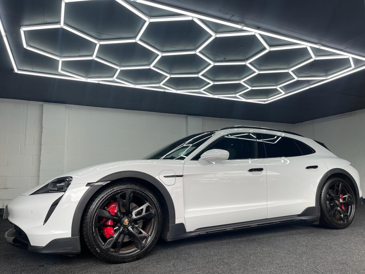 Used Porsche Taycan 2021 for sale - 78047868: Photo 19