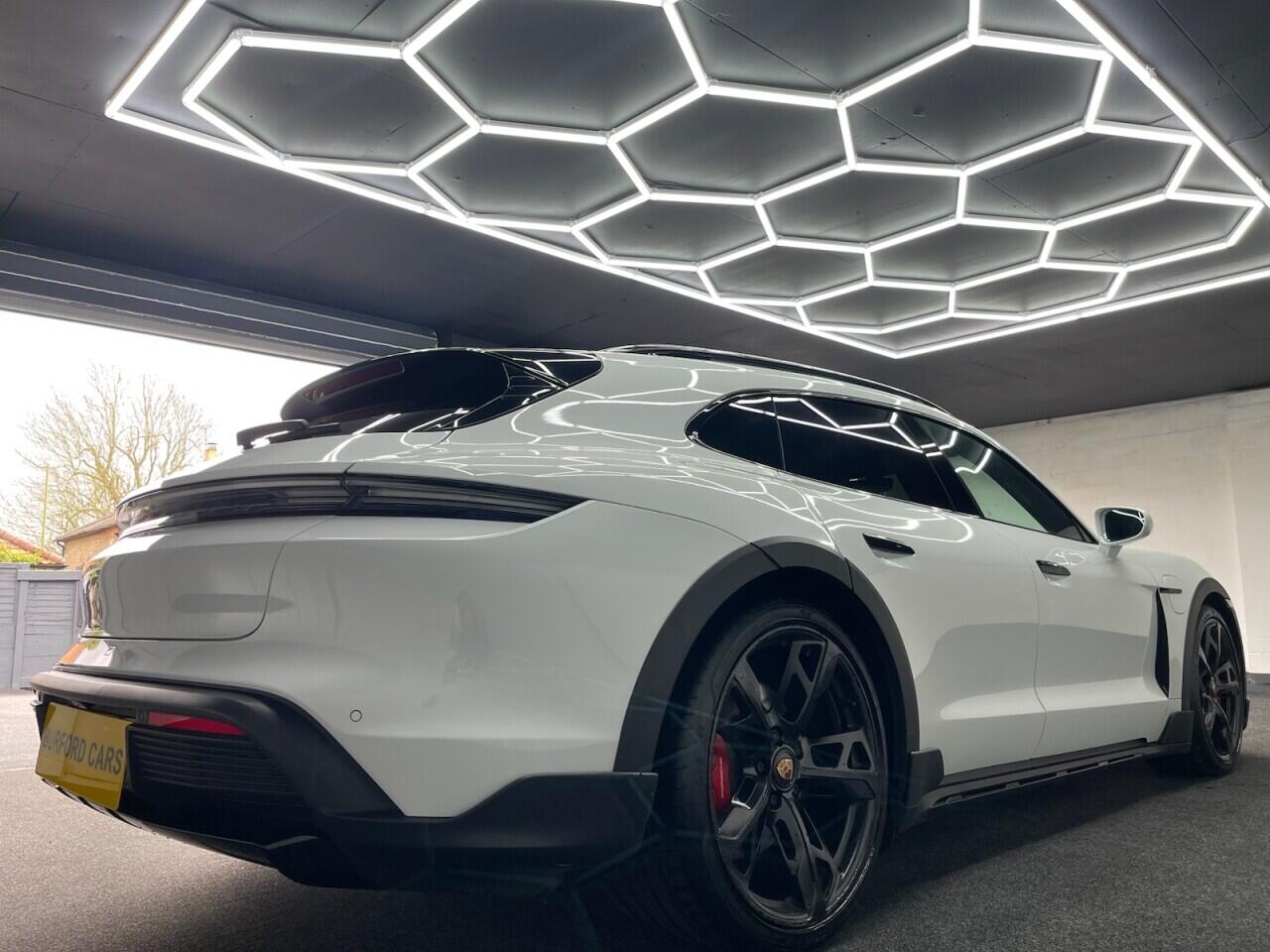 Used Porsche Taycan 2021 for sale - 78047868: Photo 23