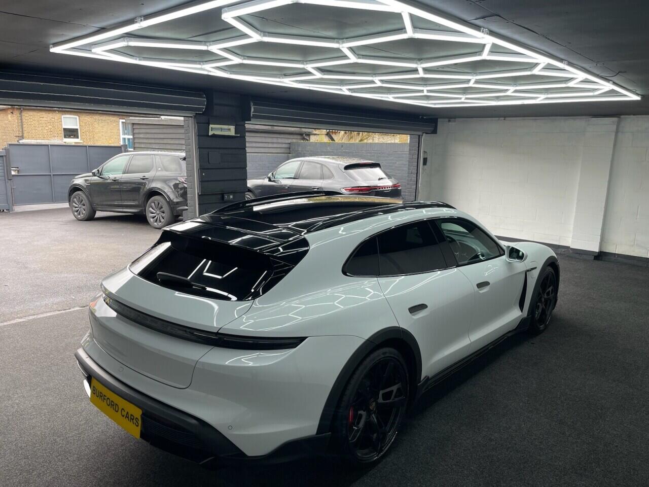 Used Porsche Taycan 2021 for sale - 78047868: Photo 24