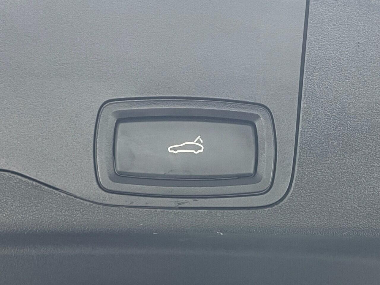 Used Porsche Taycan 2021 for sale - 78047868: Photo 31