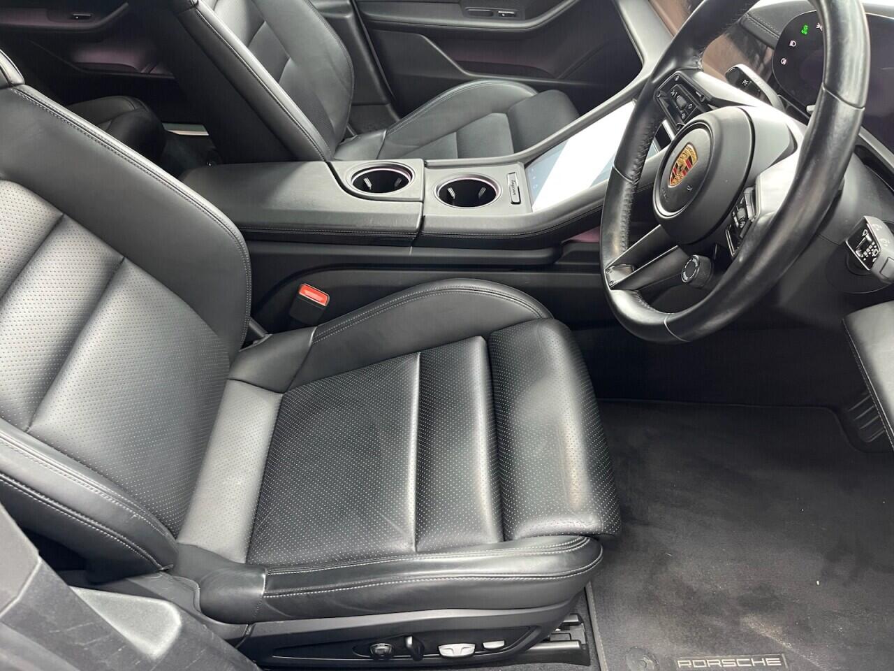 Used Porsche Taycan 2021 for sale - 78047868: Photo 36