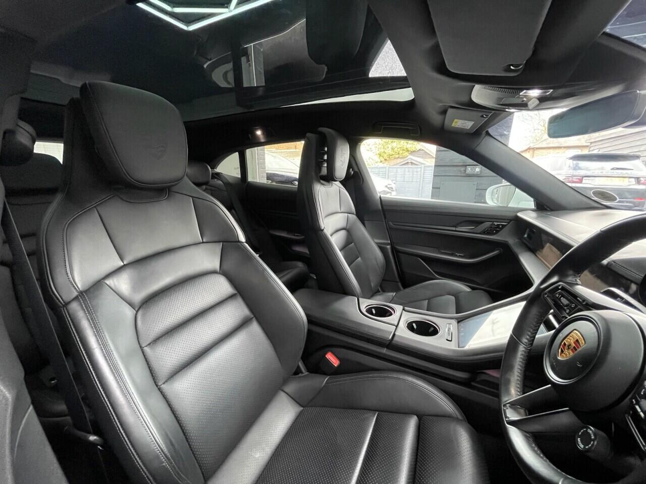 Used Porsche Taycan 2021 for sale - 78047868: Photo 4