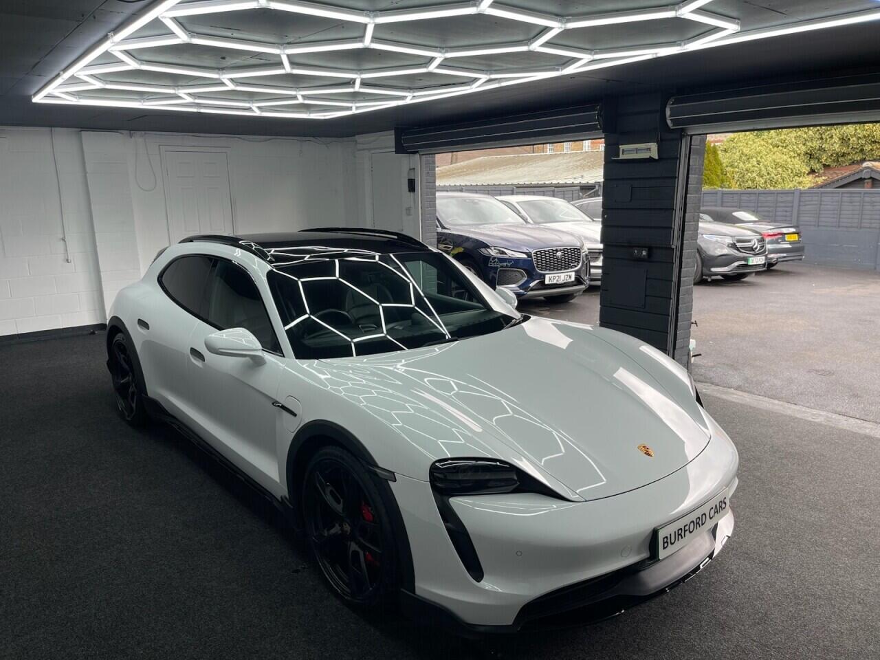 Used Porsche Taycan 2021 for sale - 78047868: Photo 8