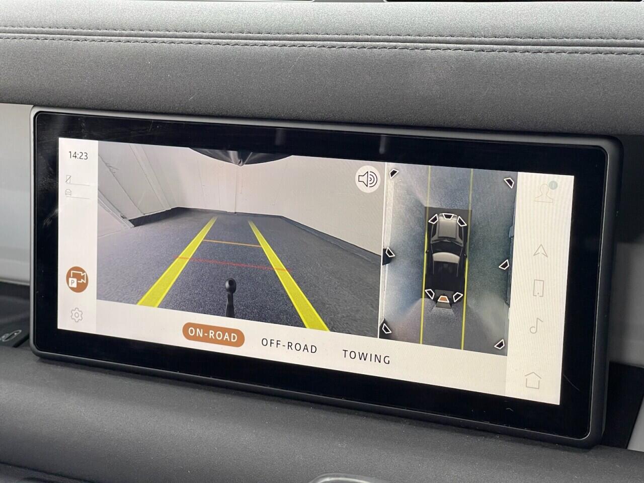 Used Land Rover Defender 2023 for sale - 76635437: Photo 12