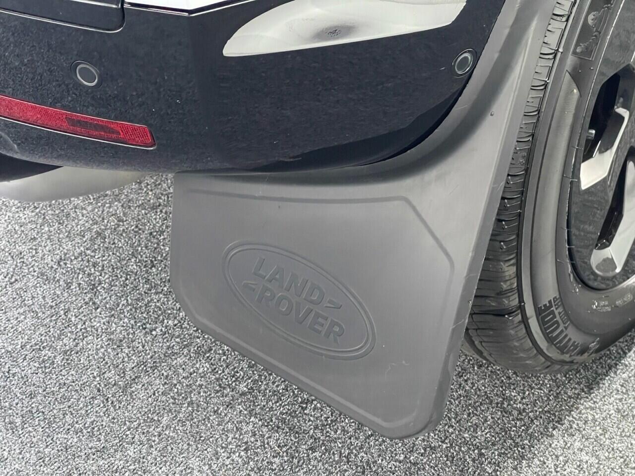 Used Land Rover Defender 2023 for sale - 76635437: Photo 25