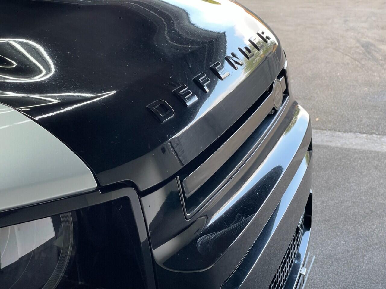 Used Land Rover Defender 2023 for sale - 76635437: Photo 30