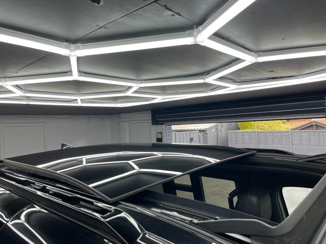 Used Land Rover Defender 2023 for sale - 76635437: Photo 33