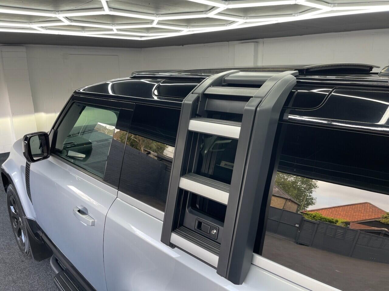 Used Land Rover Defender 2023 for sale - 76635437: Photo 58