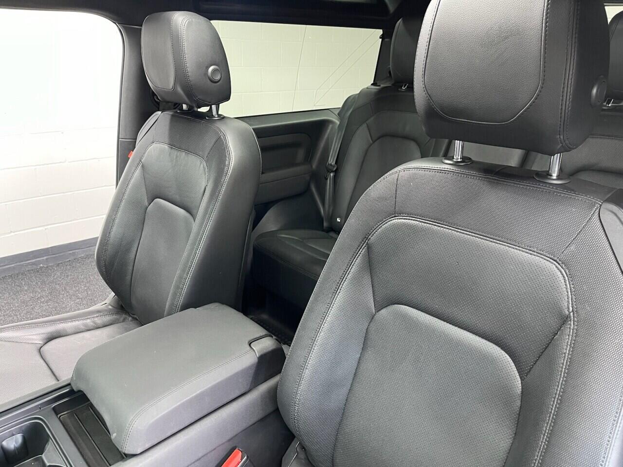 Used Land Rover Defender 2023 for sale - 76635437: Photo 60