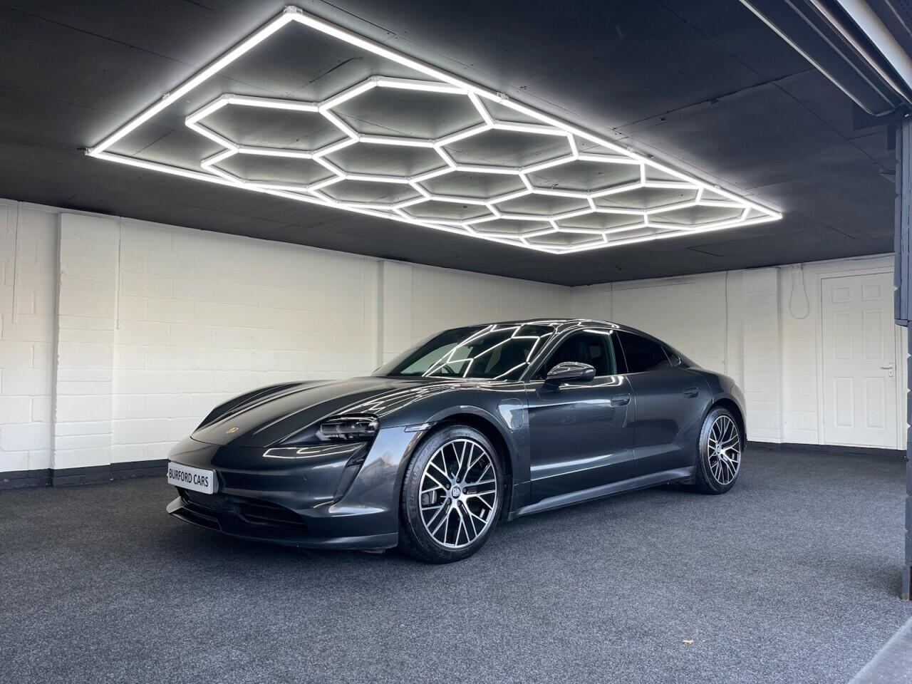 Used Porsche Taycan 2021 for sale - 77612932: Photo 11