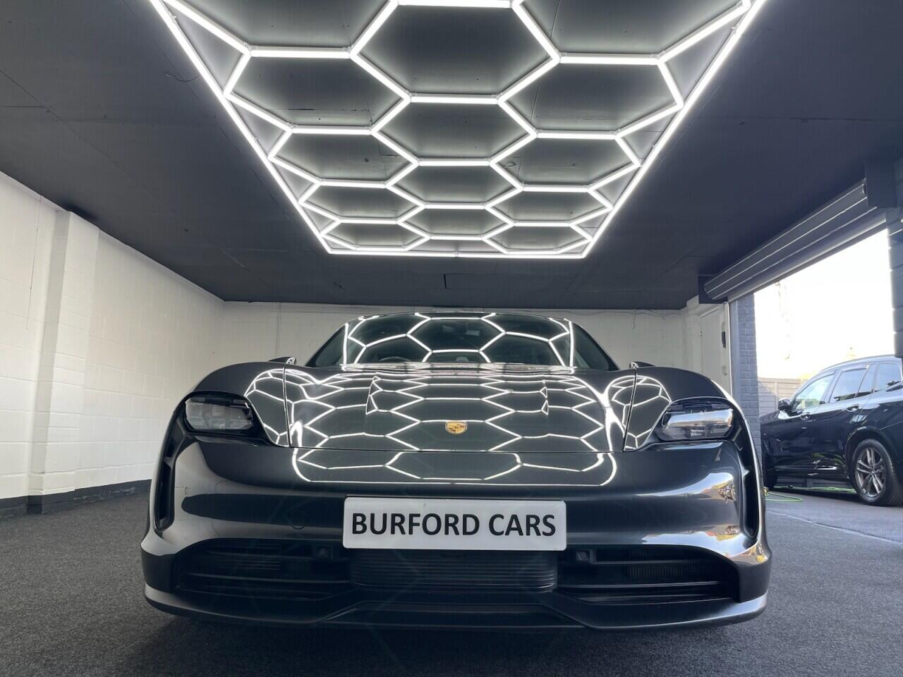 Used Porsche Taycan 2021 for sale - 77612932: Photo 15