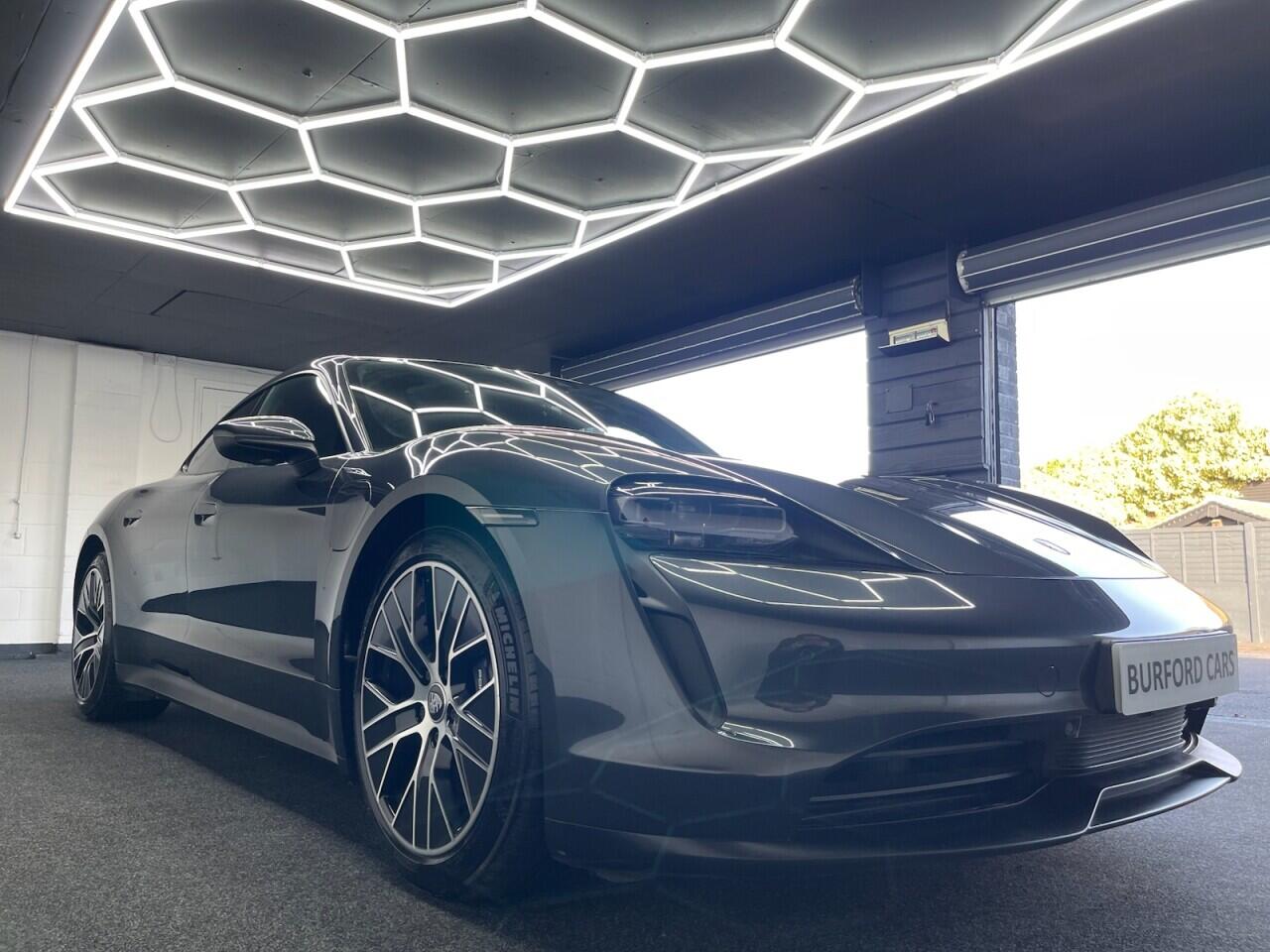 Used Porsche Taycan 2021 for sale - 77612932: Photo 29