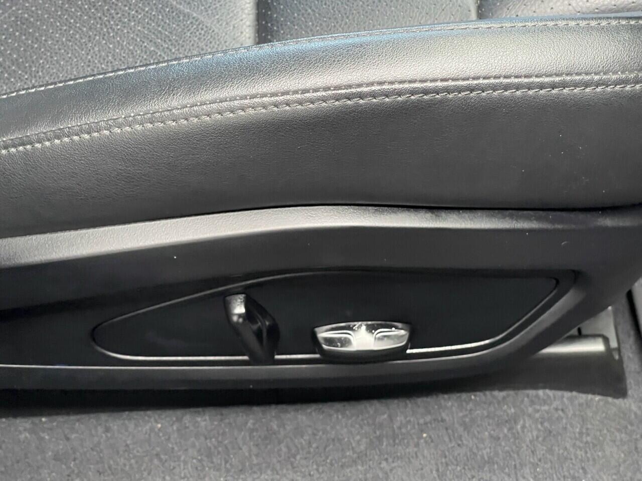 Used Porsche Taycan 2021 for sale - 77612932: Photo 34