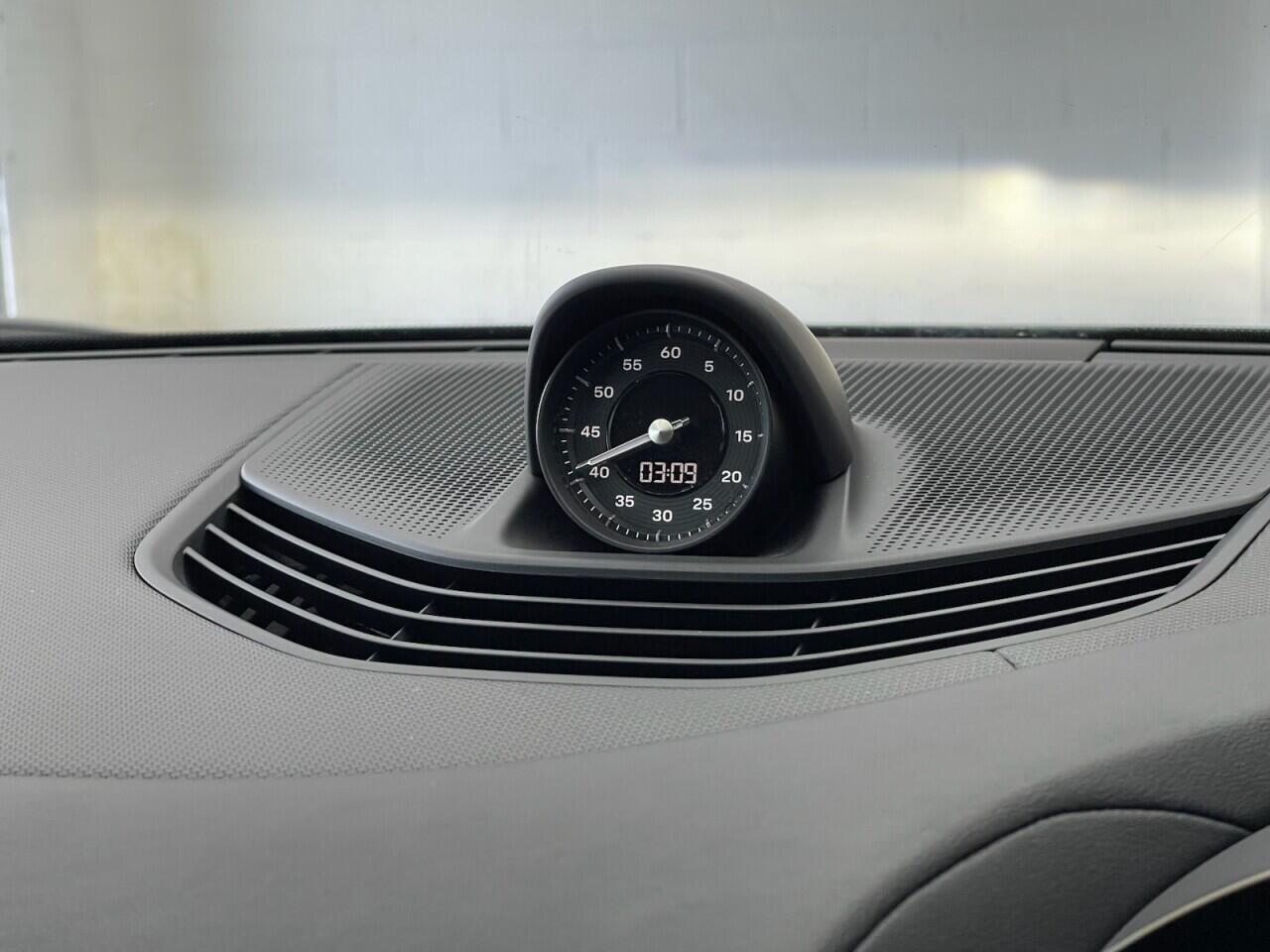 Used Porsche Taycan 2021 for sale - 77612932: Photo 37