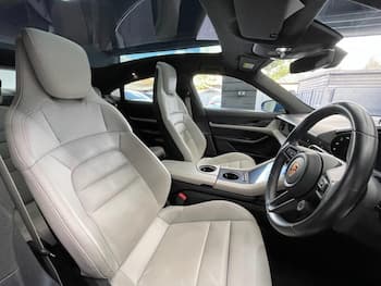 Used Porsche Taycan 2023 for sale - 79698900: Photo