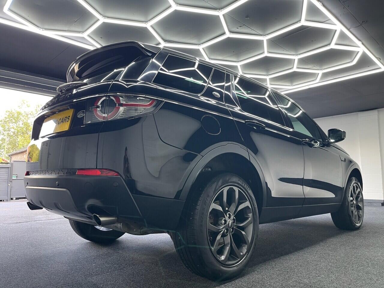 Used Land Rover Discovery Sport 2018 for sale - 76635428: Photo 22