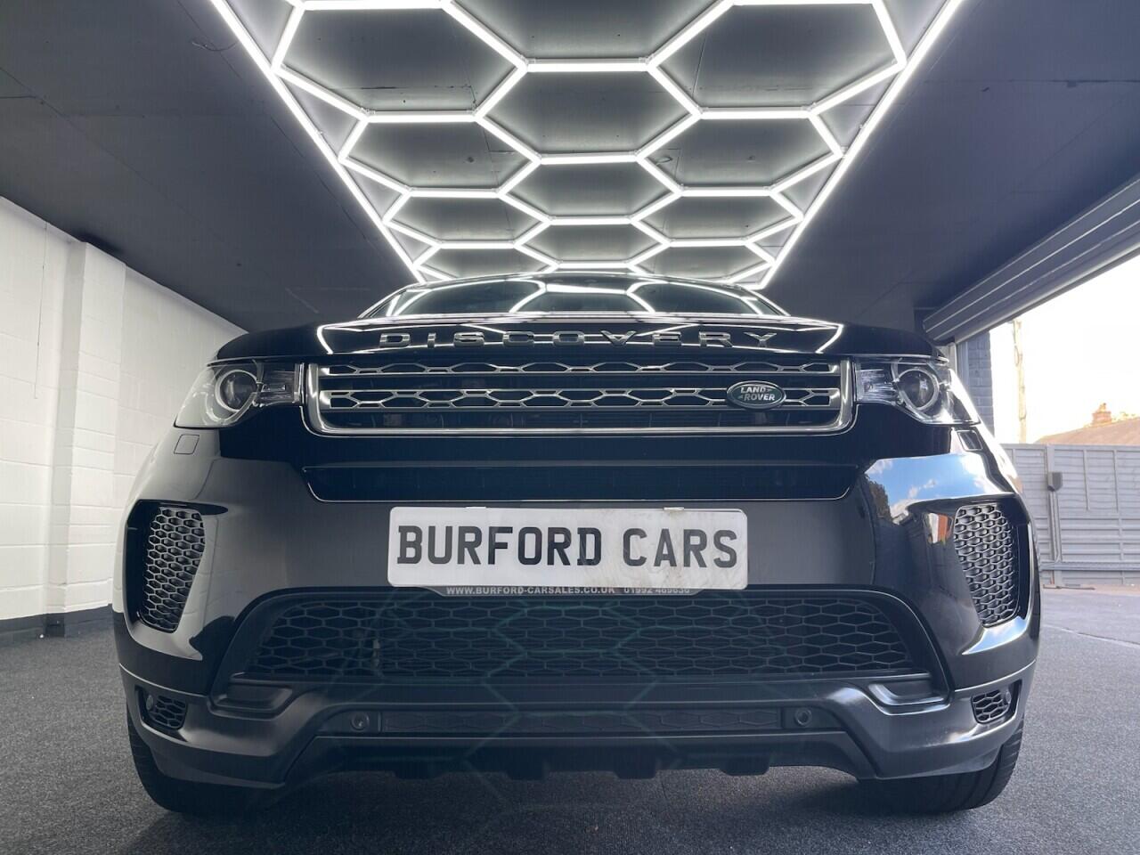 Used Land Rover Discovery Sport 2018 for sale - 76635428: Photo 25