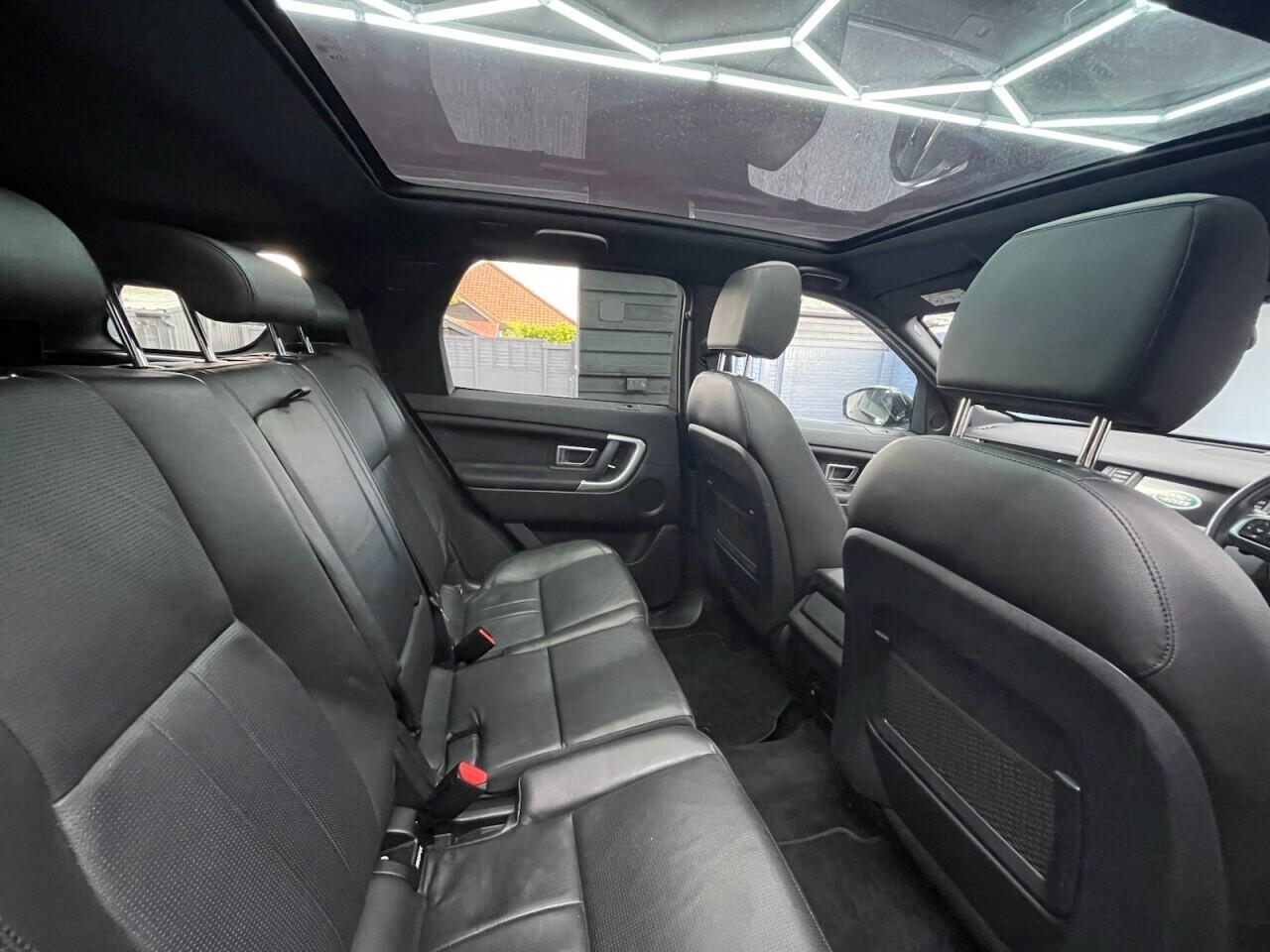 Used Land Rover Discovery Sport 2018 for sale - 76635428: Photo 35