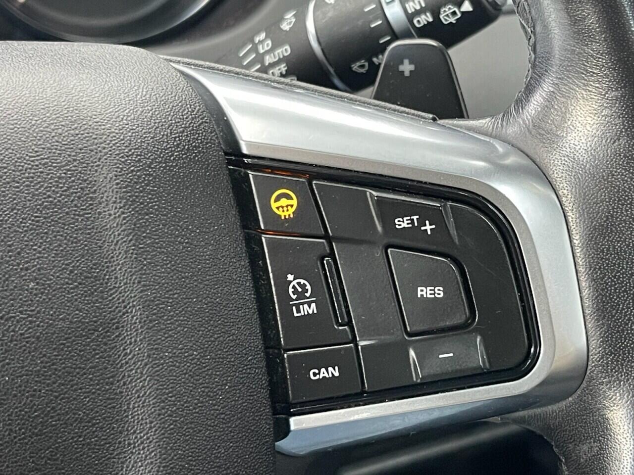 Used Land Rover Discovery Sport 2018 for sale - 76635428: Photo 42