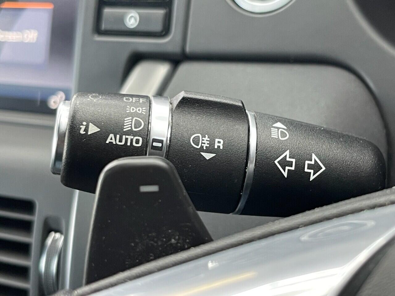 Used Land Rover Discovery Sport 2018 for sale - 76635428: Photo 45