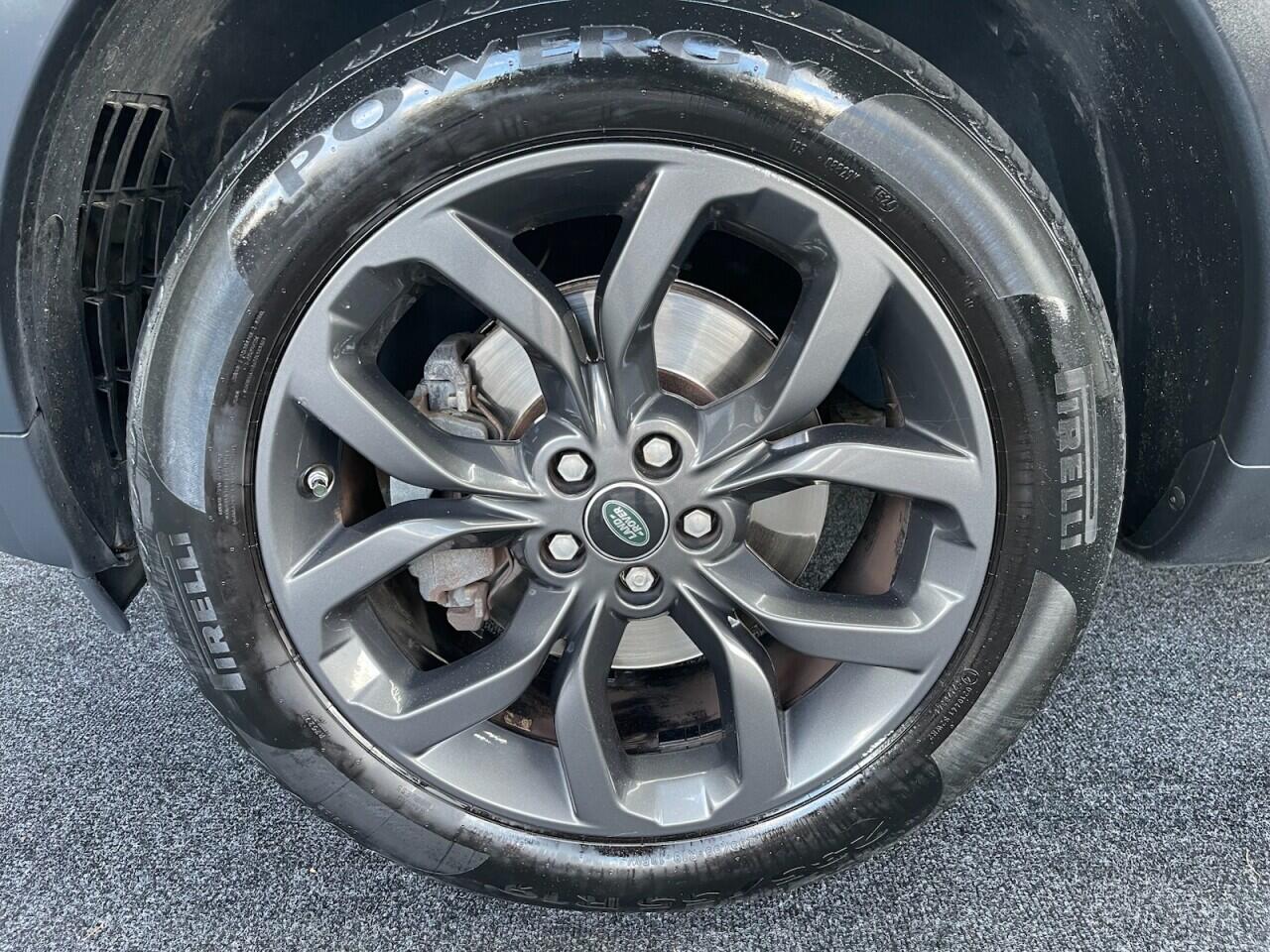 Used Land Rover Discovery Sport 2018 for sale - 76635428: Photo 5