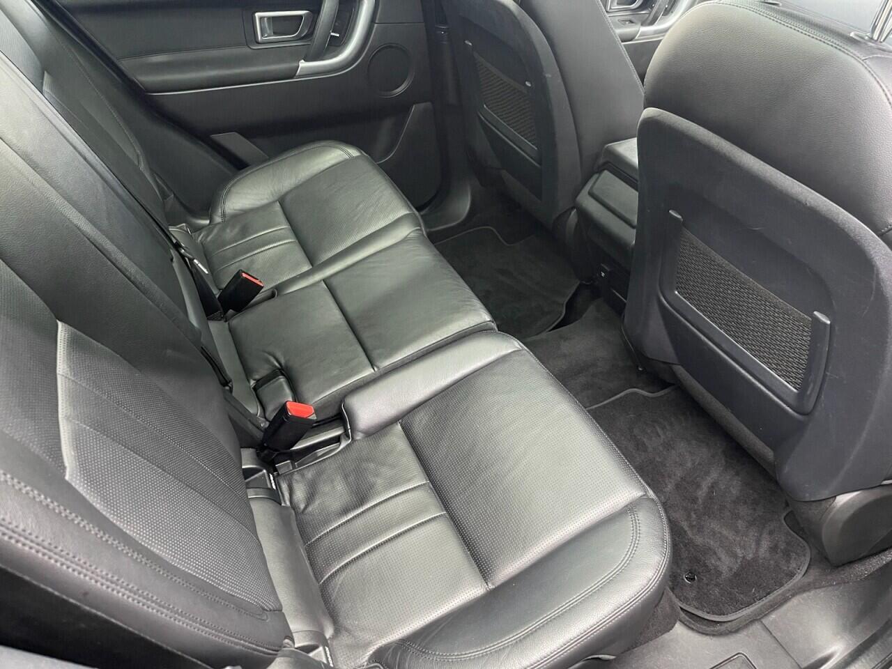 Used Land Rover Discovery Sport 2018 for sale - 76635428: Photo 6