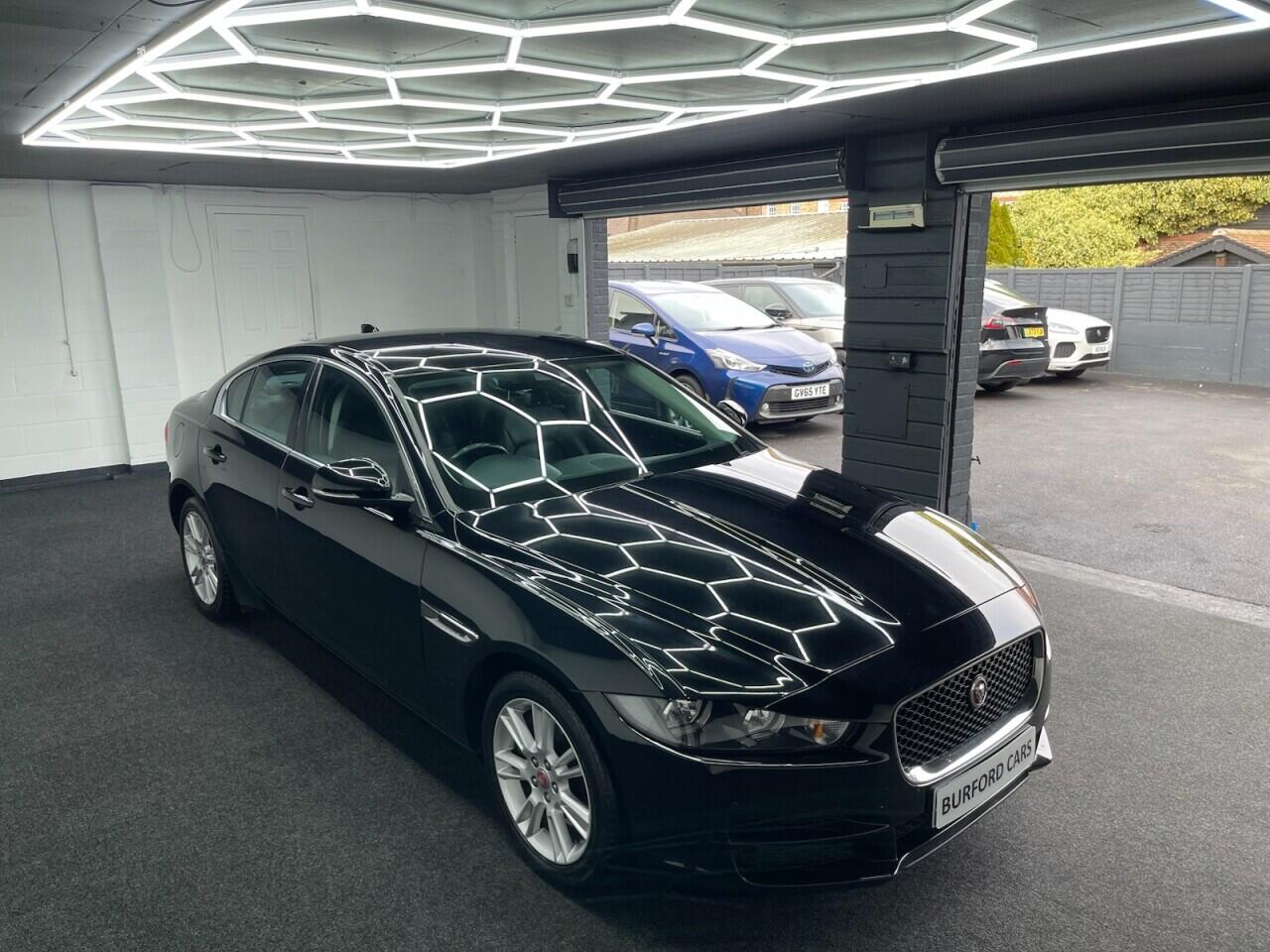 Used Jaguar XE 2017 for sale - 77524402: Photo 23
