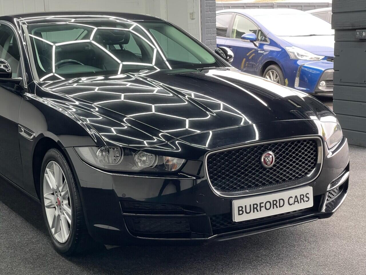 Used Jaguar XE 2017 for sale - 77524402: Photo 25