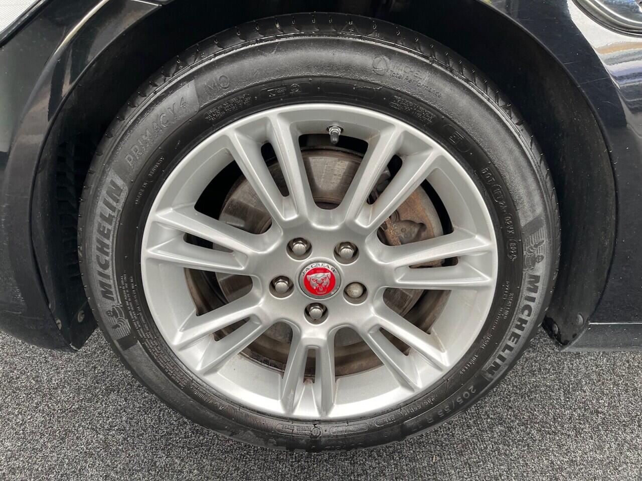 Used Jaguar XE 2017 for sale - 77524402: Photo 9