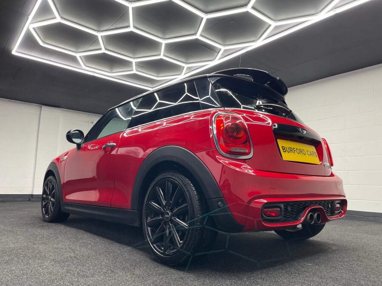 Used MINI Hatch 2018 for sale - 76832309: Photo 18