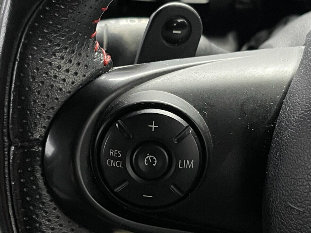 Used MINI Hatch 2018 for sale - 76832309: Photo 29