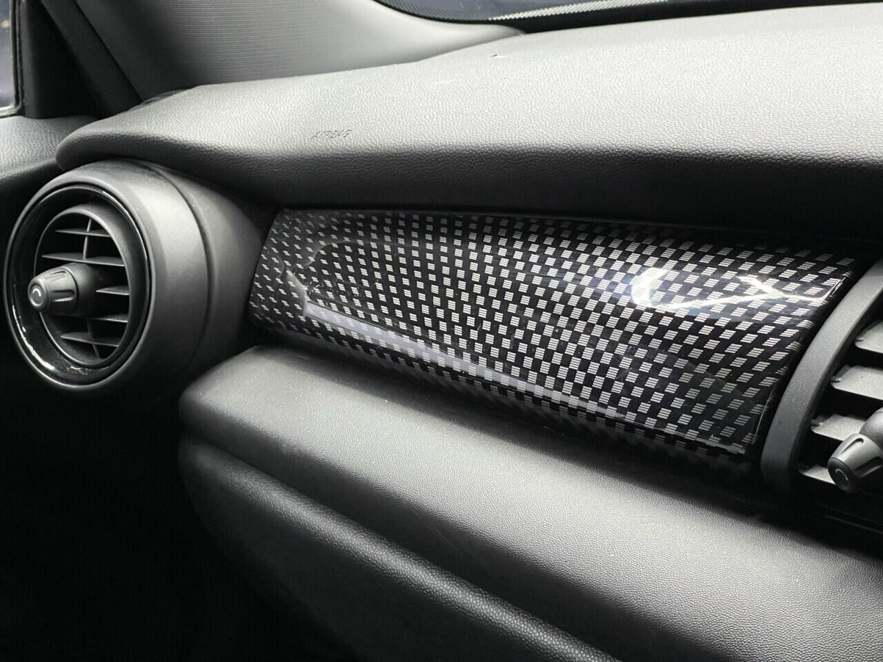 Used MINI Hatch 2018 for sale - 76832309: Photo 32