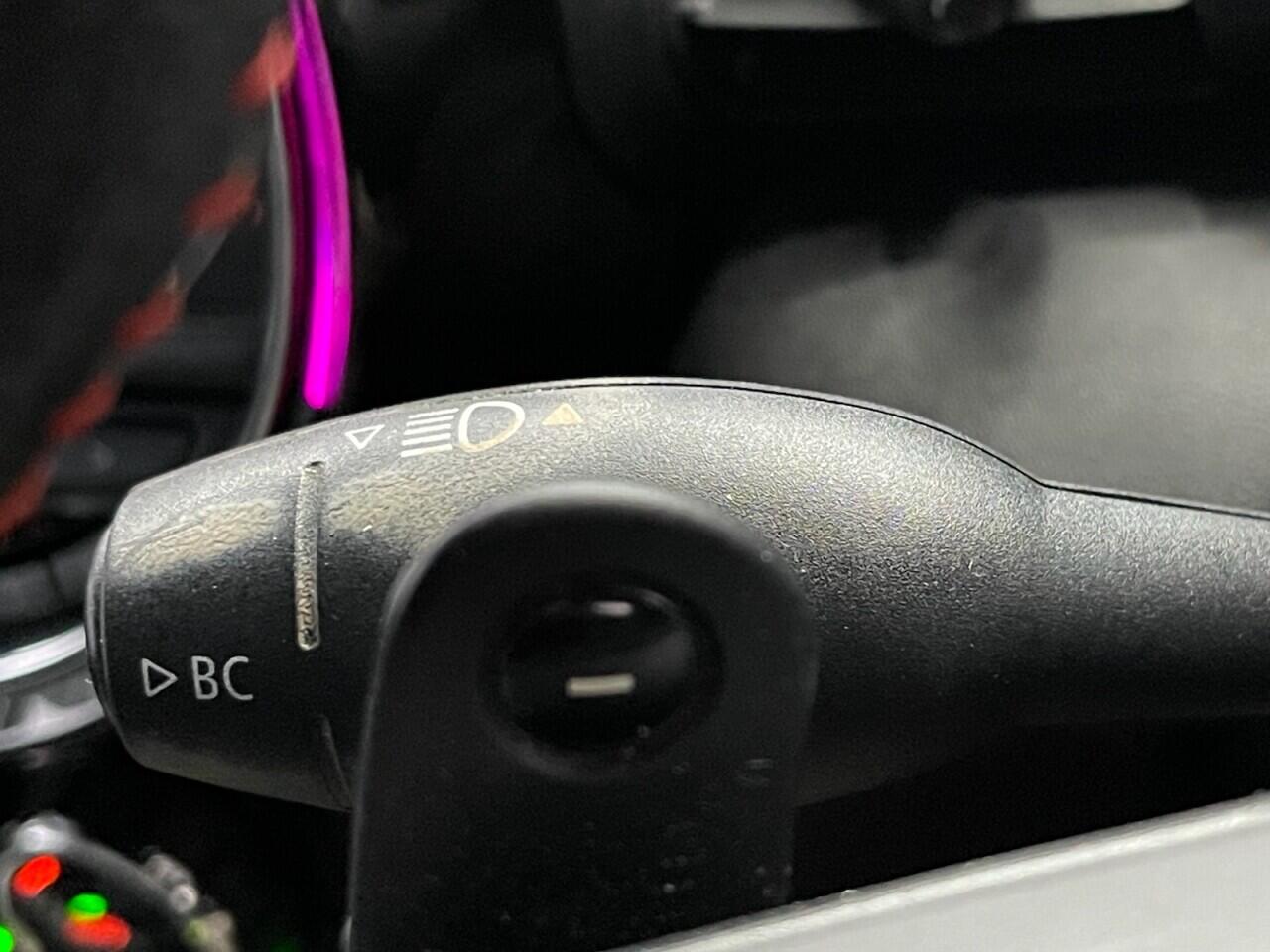 Used MINI Hatch 2018 for sale - 76832309: Photo 37