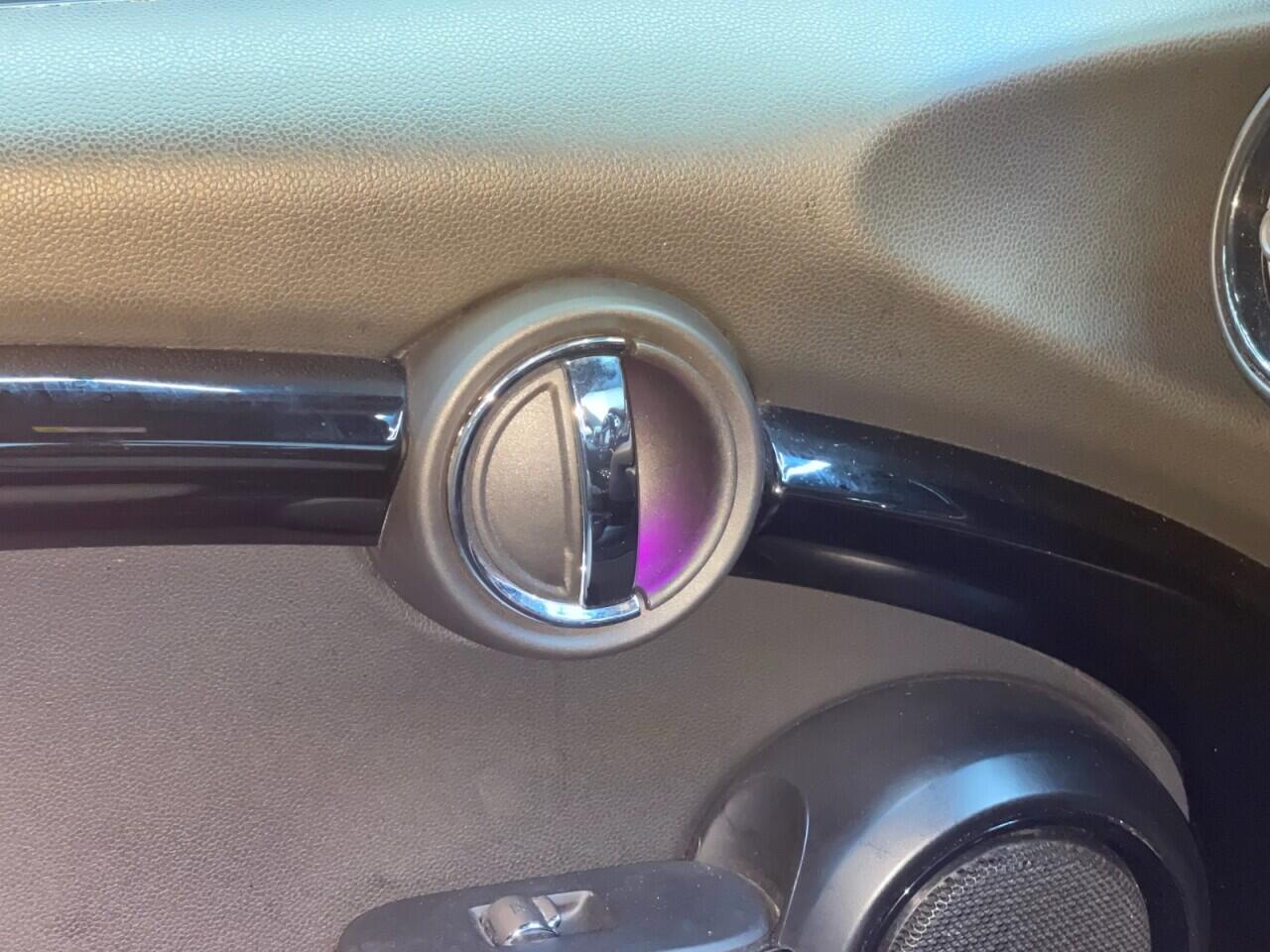 Used MINI Hatch 2018 for sale - 76832309: Photo 39