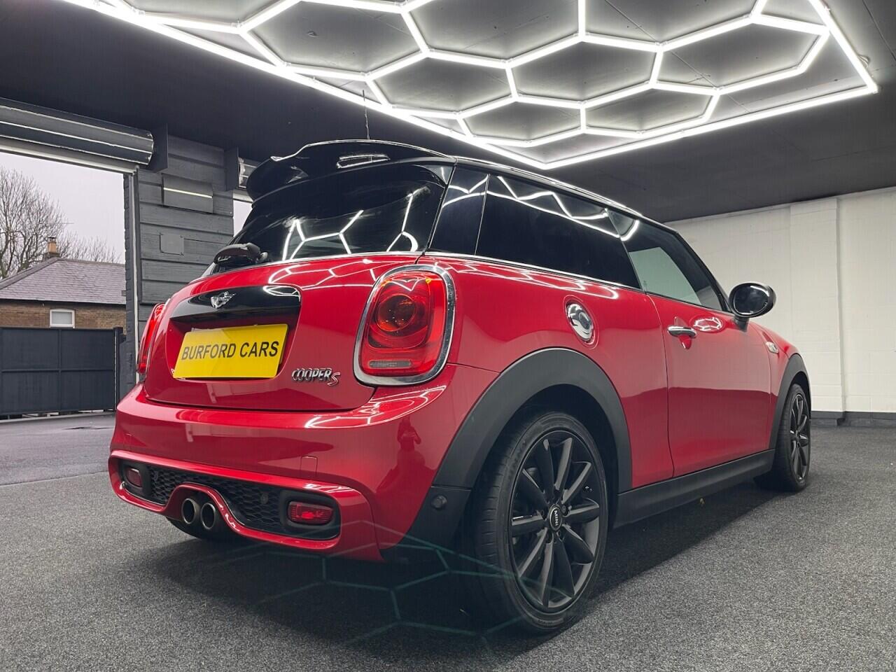 Used MINI Hatch 2018 for sale - 76832309: Photo 7