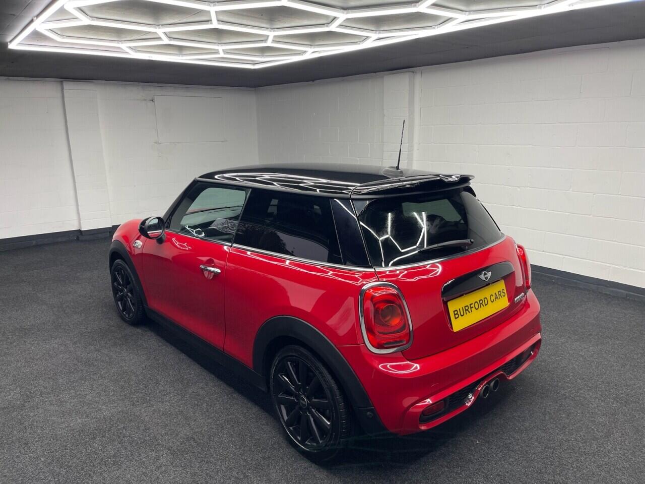Used MINI Hatch 2018 for sale - 76832309: Photo 8