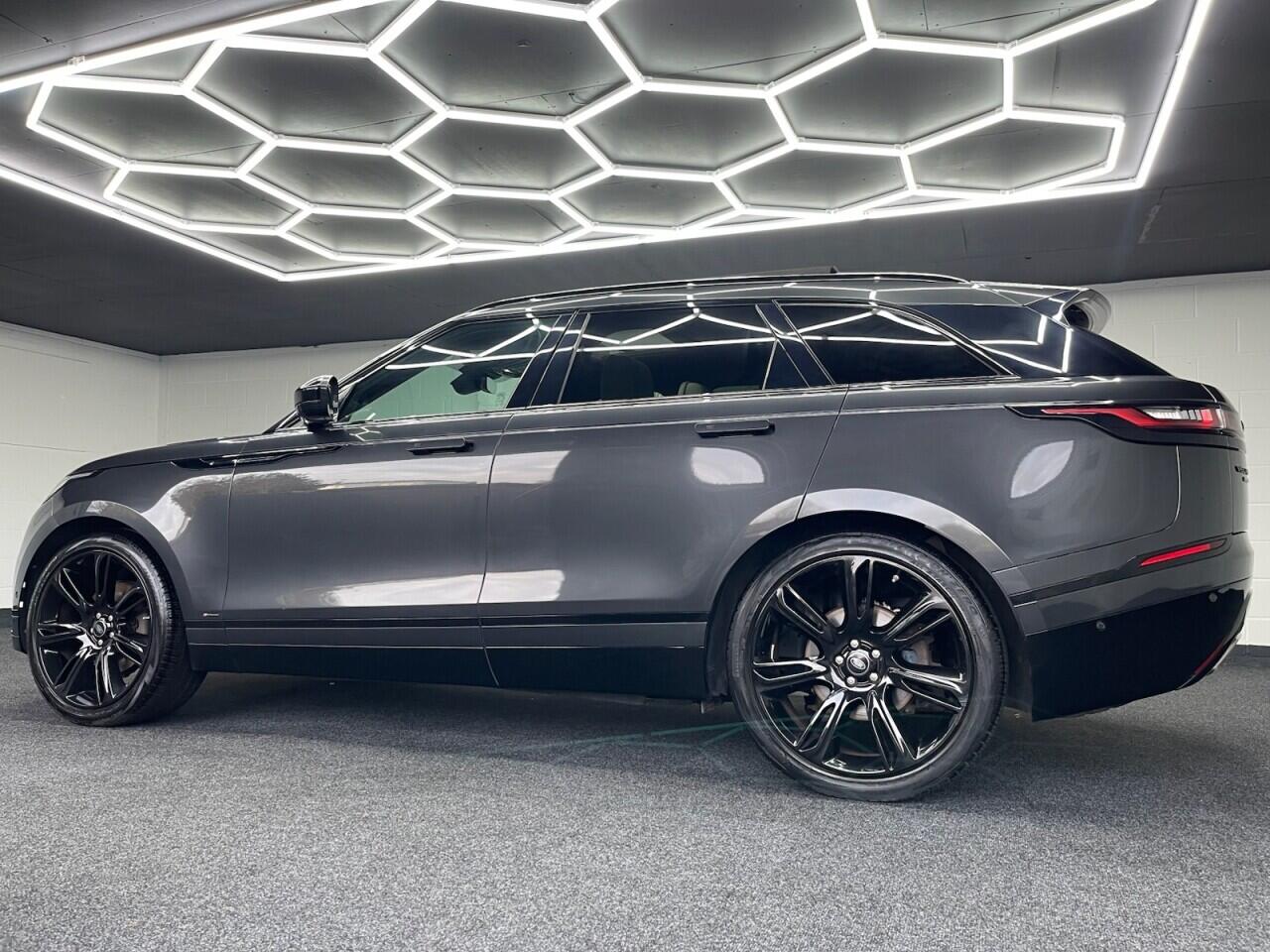 Used Land Rover Range Rover Velar 2019 for sale - 76635432: Photo 15